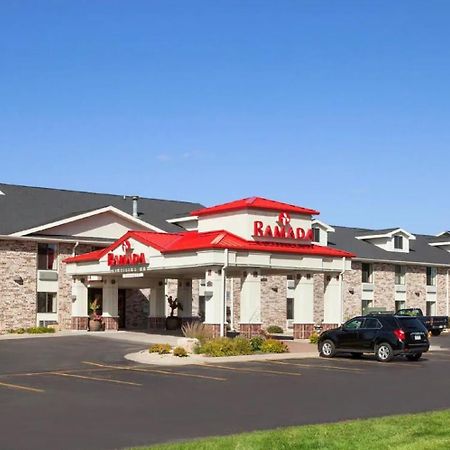 Ramada By Wyndham Wisconsin Dells I-90 Lake Delton Exterior foto