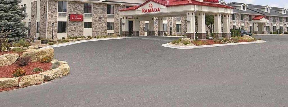 Ramada By Wyndham Wisconsin Dells I-90 Lake Delton Exterior foto