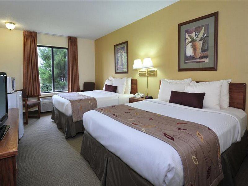 Ramada By Wyndham Wisconsin Dells I-90 Lake Delton Exterior foto