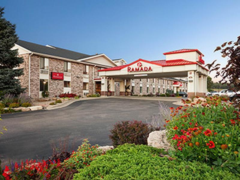 Ramada By Wyndham Wisconsin Dells I-90 Lake Delton Exterior foto