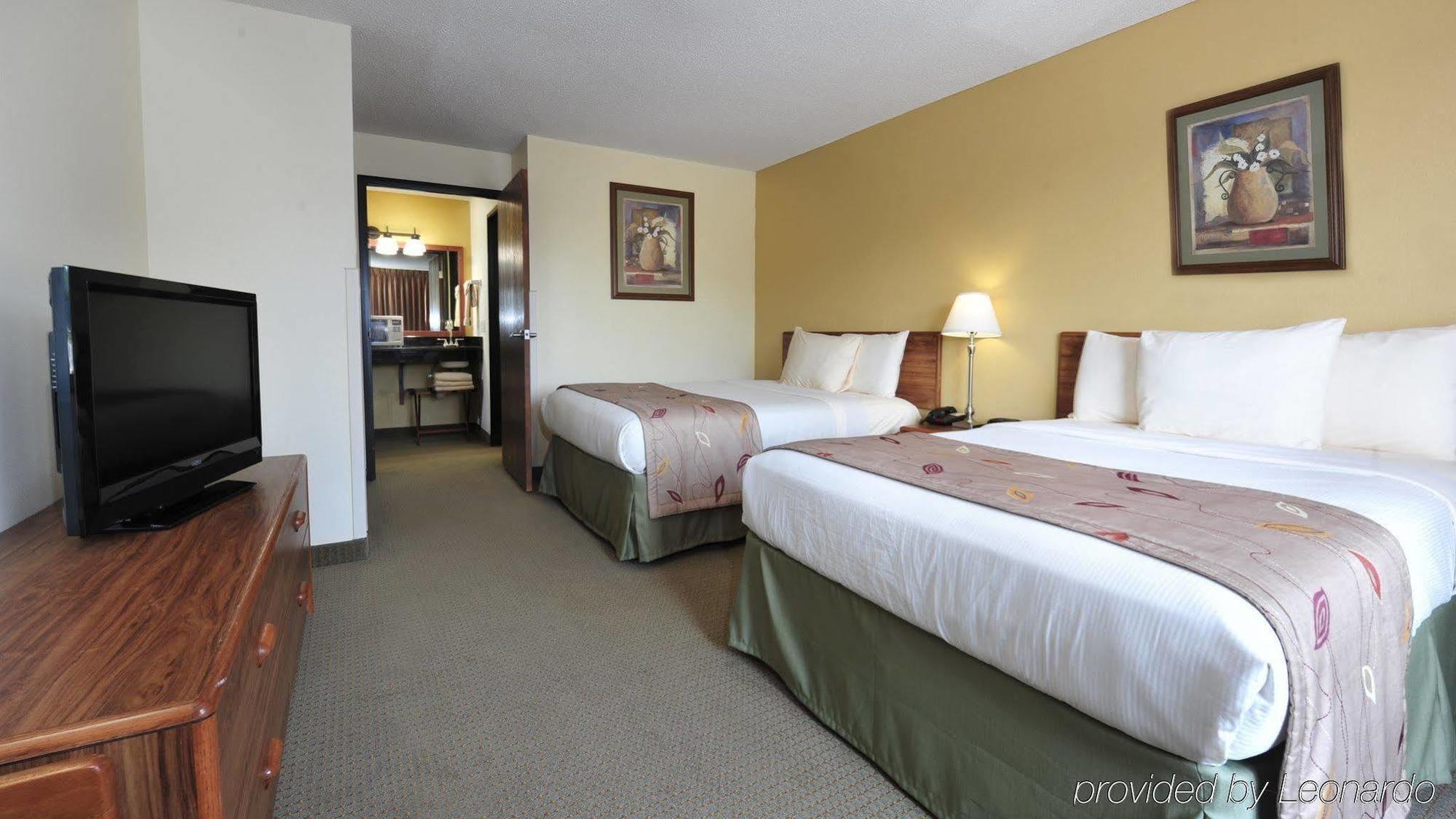 Ramada By Wyndham Wisconsin Dells I-90 Lake Delton Exterior foto